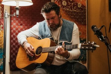 Zach Williams Announces New Devotional •