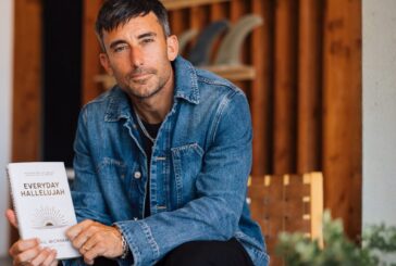 Phil Wickham Shares the Message Behind Everyday Hallelujah on Fox & Friends •